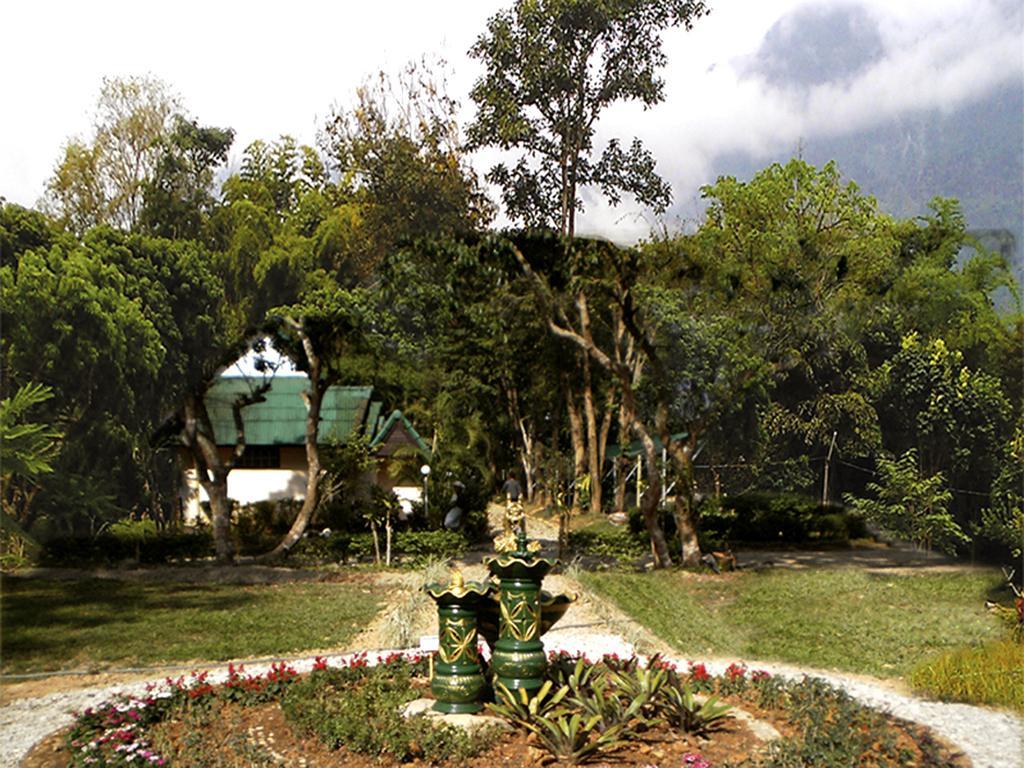 Khunnam Rimtarn Resort Мае Сай Экстерьер фото