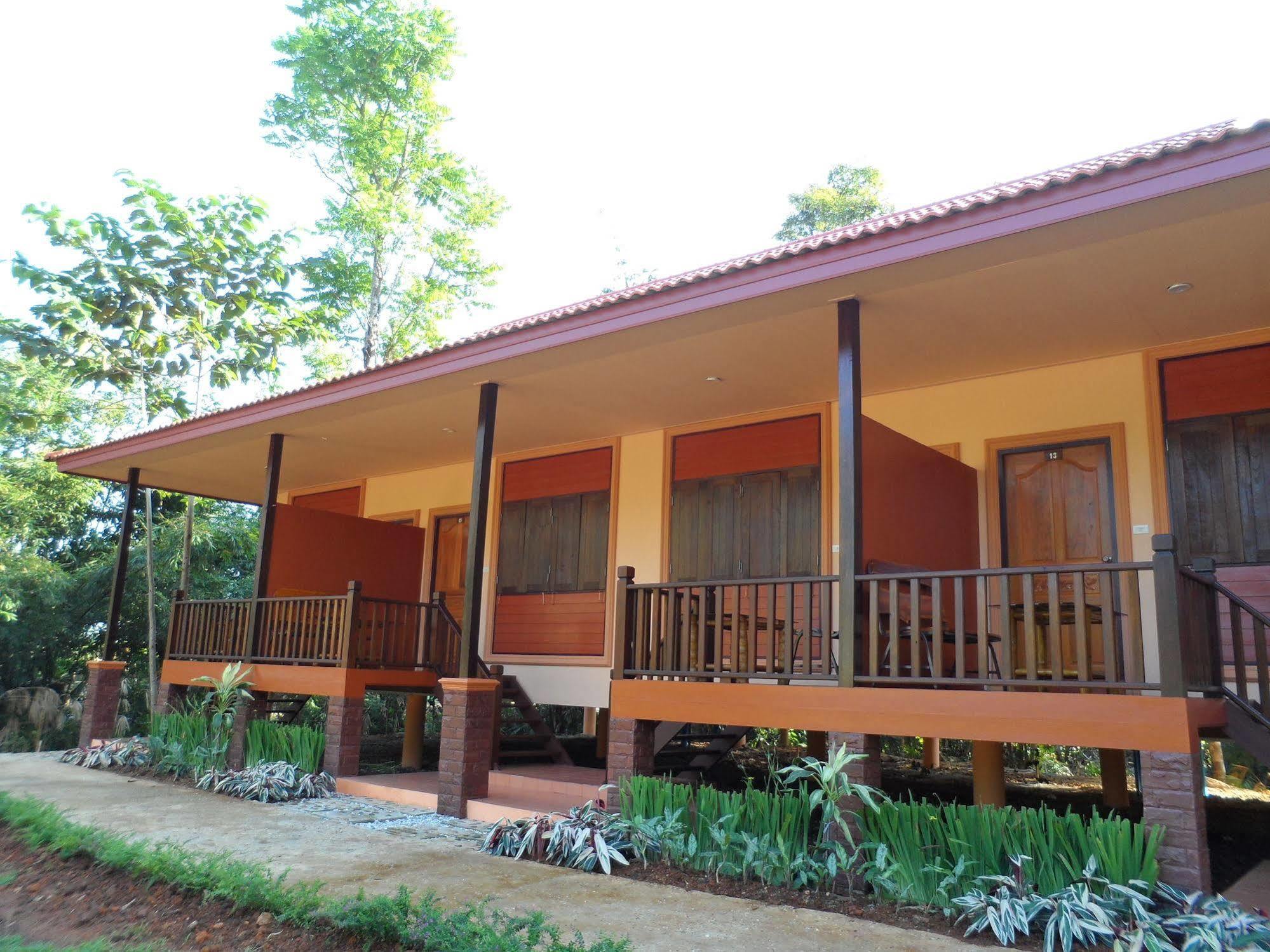 Khunnam Rimtarn Resort Мае Сай Экстерьер фото